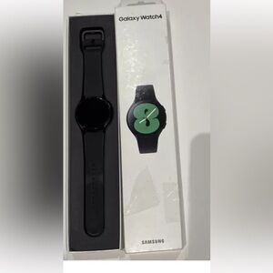 Samsung Galaxy Watch4 40mm R860 GPS - Excellent Open Box Conditions